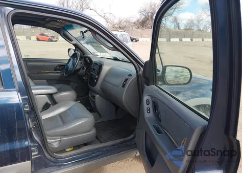 2002 Ford Escape Xlt from USA, damaged, VIN 1FMYU03182KD53200